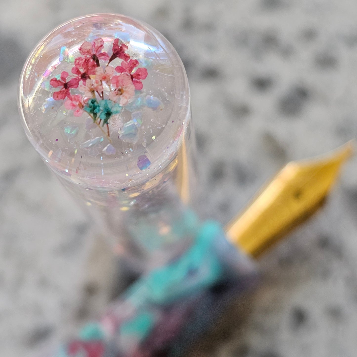 Pink Slush/Chunky Glitter Demo Lid Fountain with Floral Finial